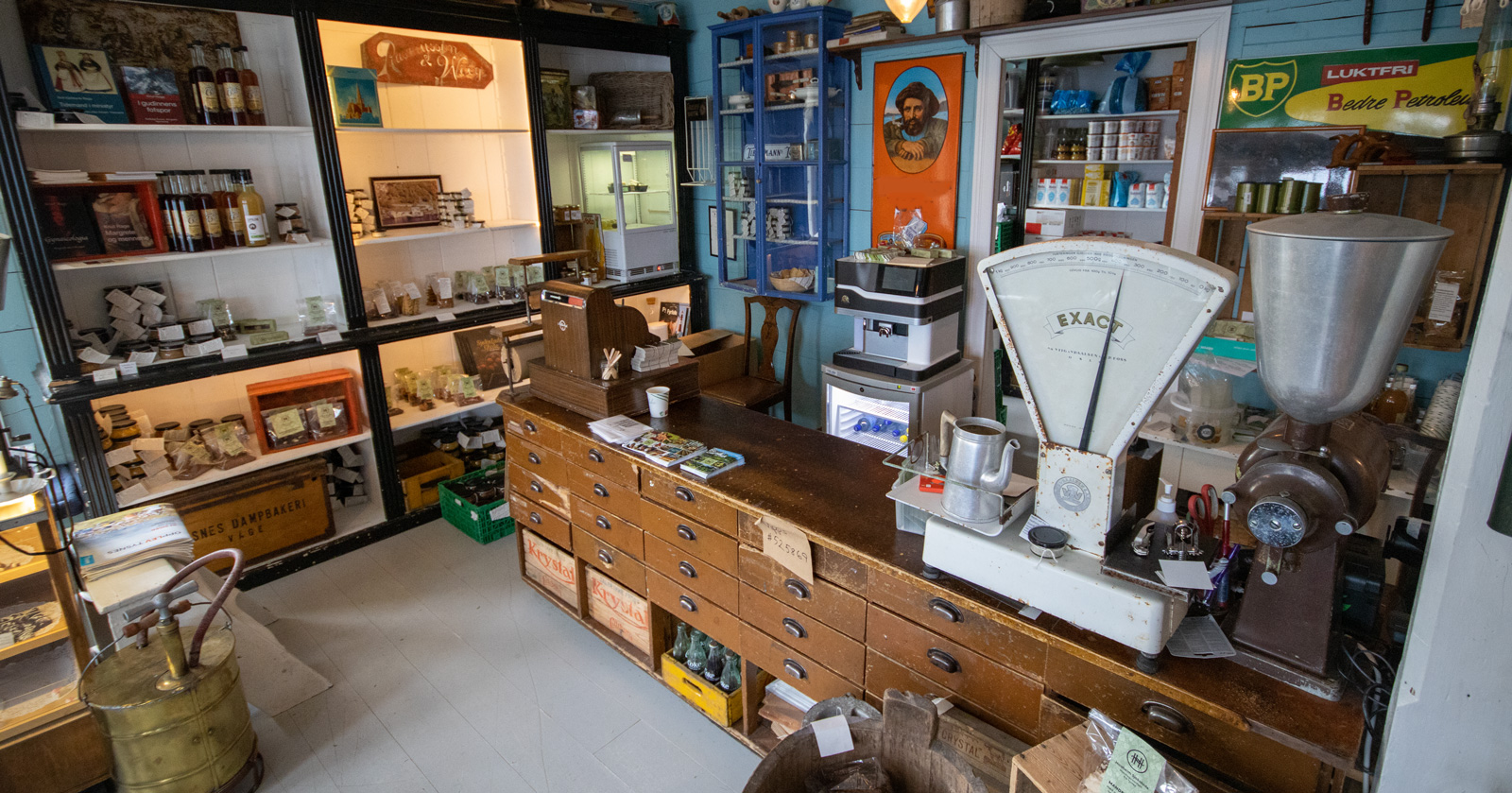 Besøk E. H. VAAGE Landhandel og bakeri på Tysnes