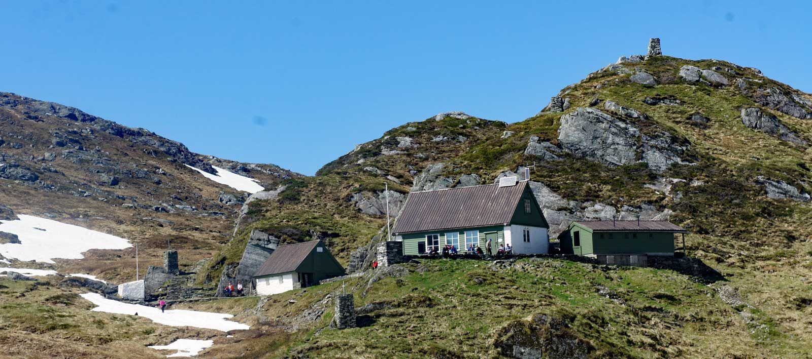Redninghytten (600 moh) fra Osavatn