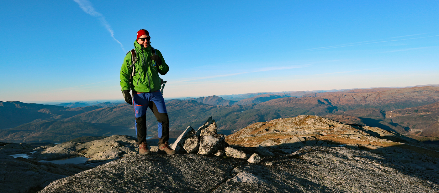 Jarlandsfjellet 1054 moh fra Holmane – fjellturer i Samnanger