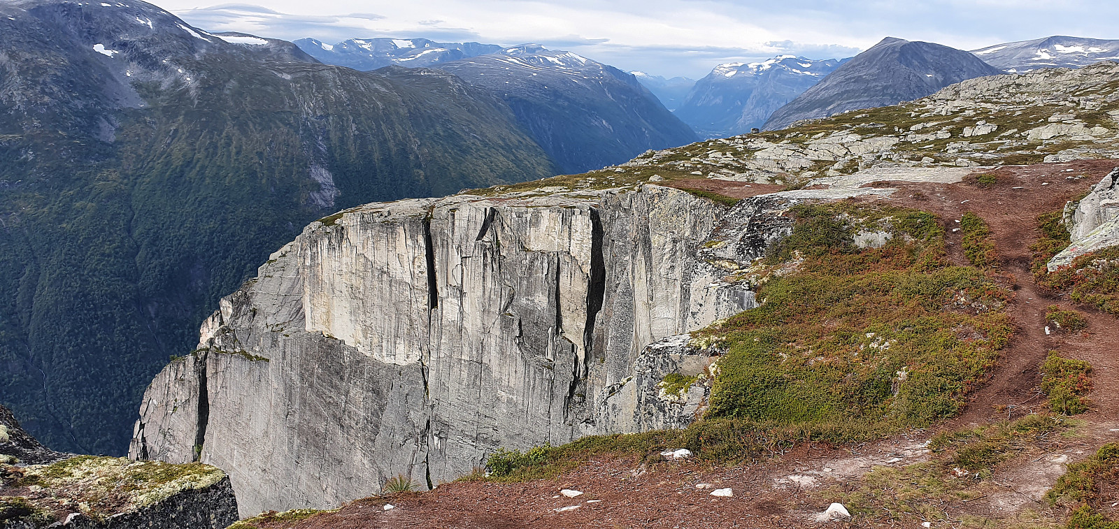 Ekkertinden (1189 moh)
