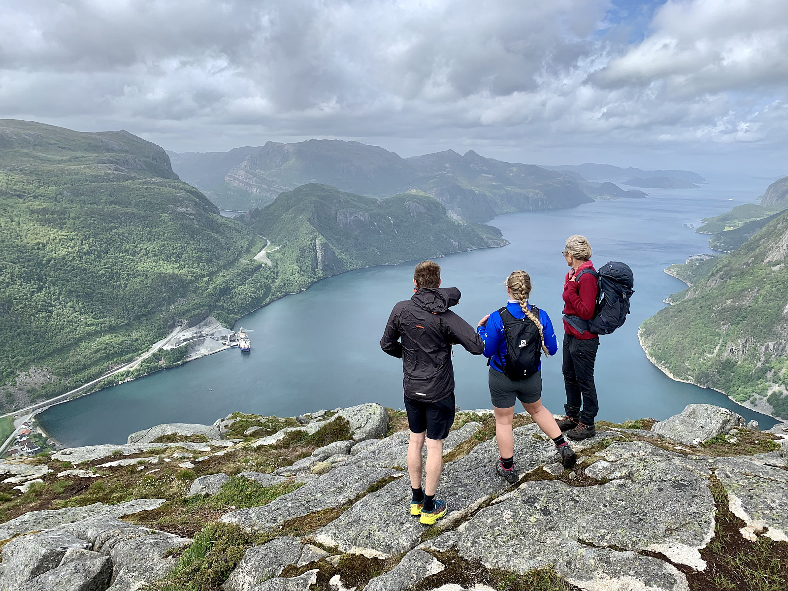 Ramnstoknuten (561moh)