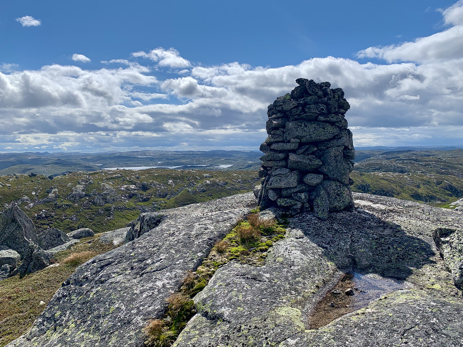 Store Holmevassknuten (1023 moh)