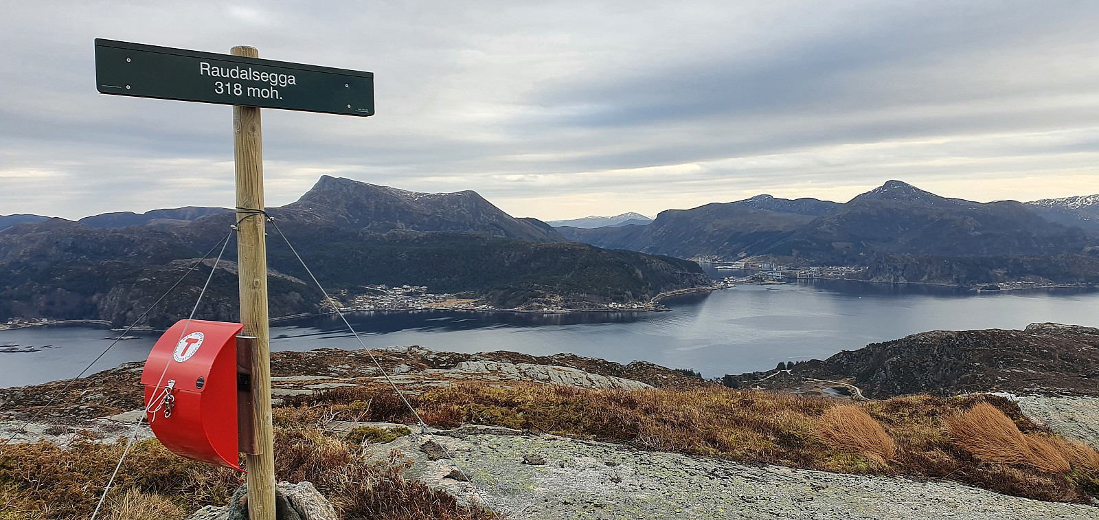 Rauddalsegga (318 moh)