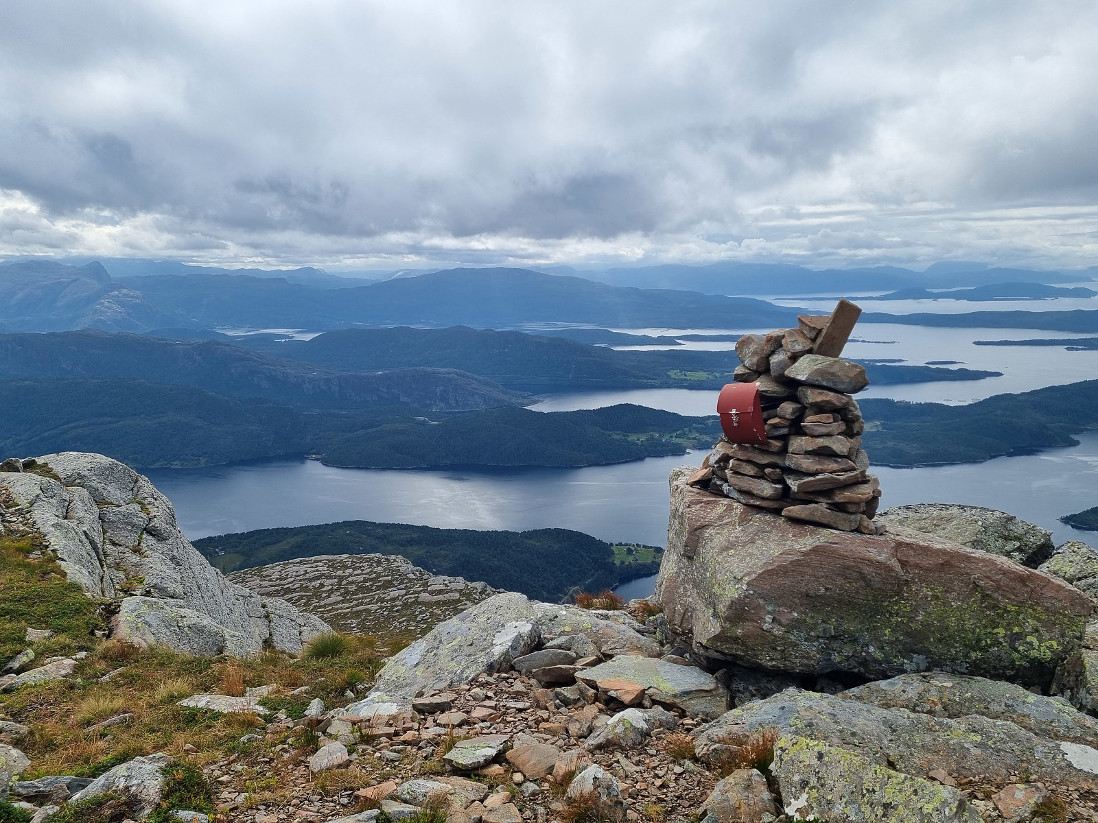 Haukånipa (790 moh)