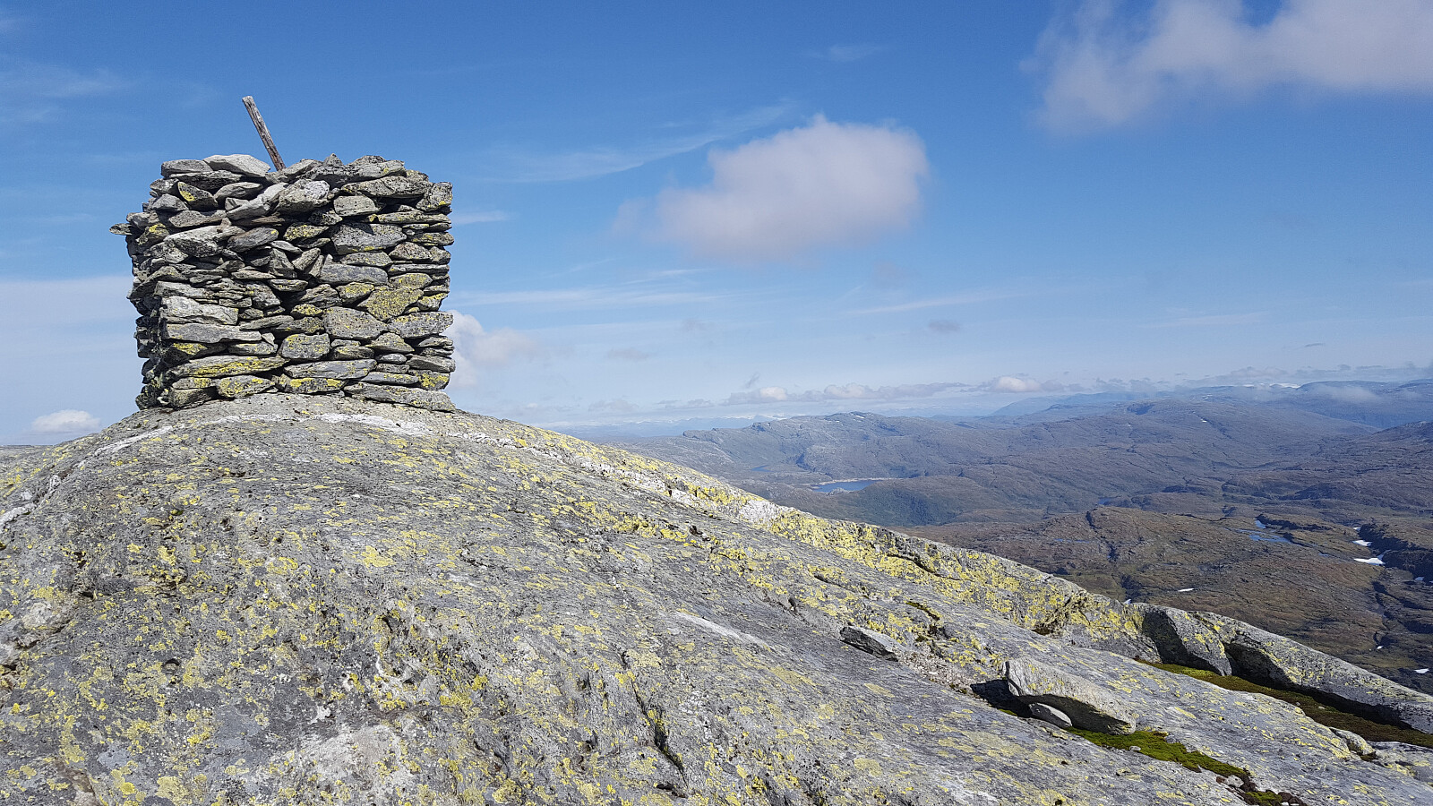 Turtips på Voss: Kvitanosi 1433 moh fra Voladammen – lang høgfjellstur