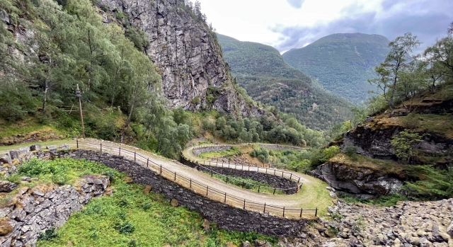 Vindhellavegen i Lærdal - Lærdal, Vestland