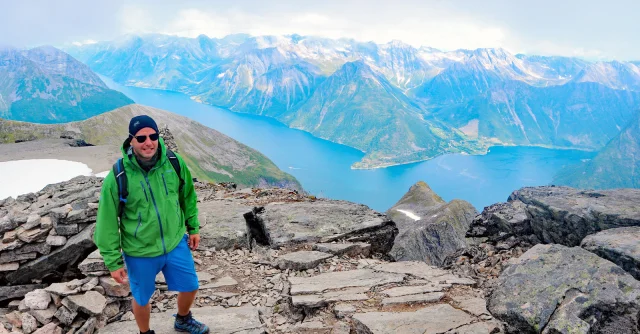 Skårasalen (1542 moh) i Sunnmørsalpene - Ørsta, Møre og Romsdal