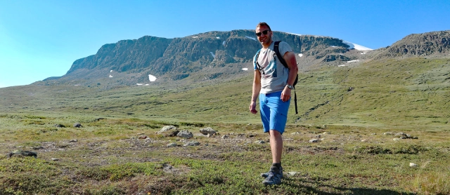 Prestholtskarvet (1859 moh) fra Ustaoset - Hol, Buskerud