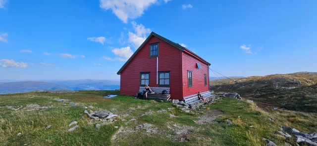 Vandretur fra Arna via Norhytten til Vikinghytten - Bergen, Vestland