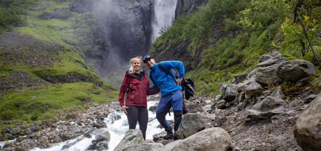 Vandretur til Vetti gard og Vettisfossen - Årdal, Vestland
